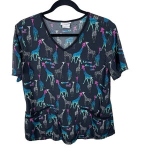 Scrubstar giraffe print scrub top dentist nurse medical women’s medium